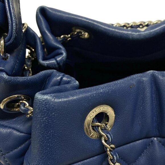 Auth CHANEL Matelasse A91273 Blue Lambskin Handbag - Picture 14 of 15